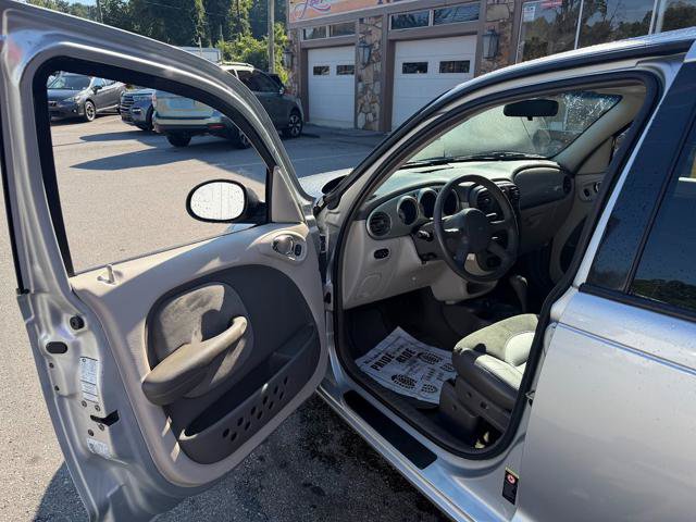 Used 2001 Chrysler PT Cruiser FWD image 5