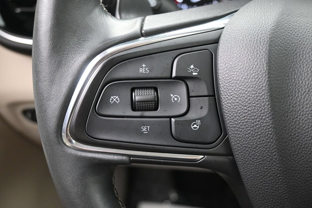 Used 2023 Buick Envision Avenir AWD/4WD image 23