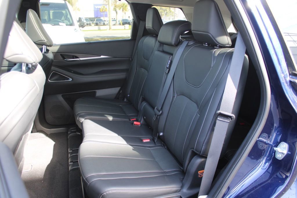 Used 2022 INFINITI QX60 Sensory w/ Cargo Package AWD/4WD image 37