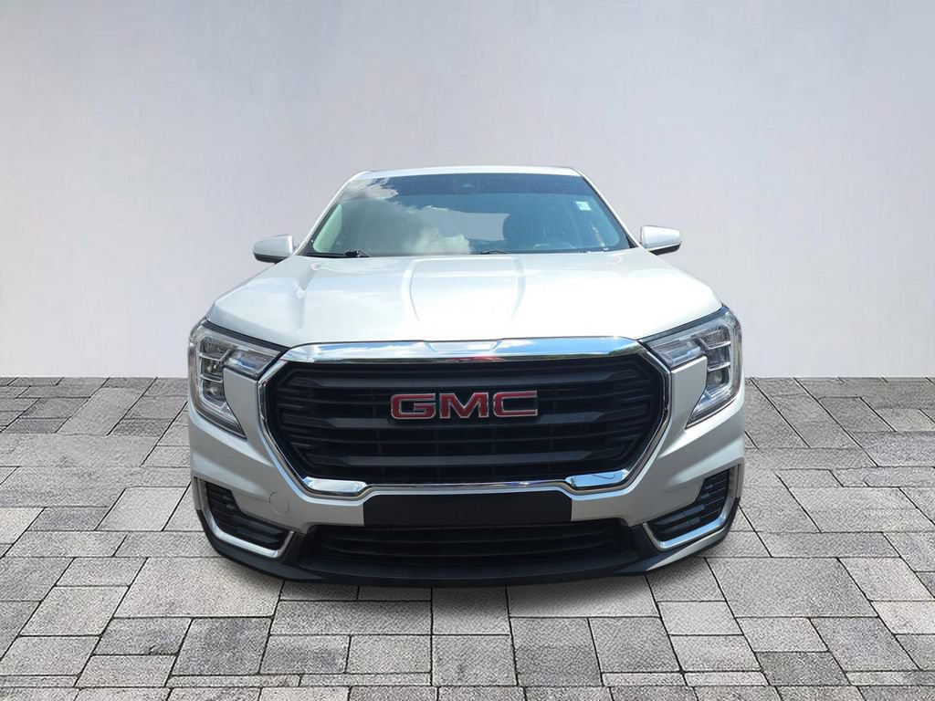 Used 2022 GMC Terrain SLE w/ Fleet Convenience Package AWD/4WD image 2