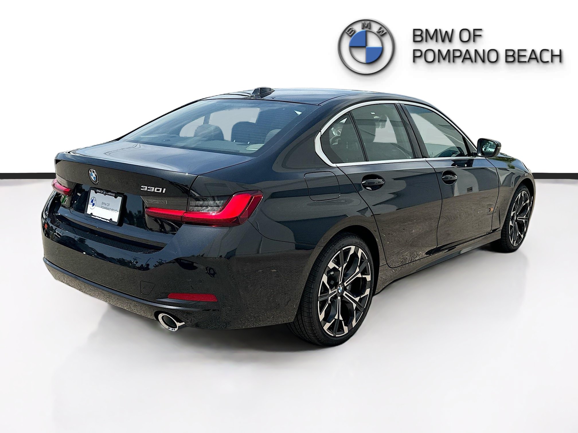 New 2026 BMW 330i Sedan w/ Premium Package RWD image 6