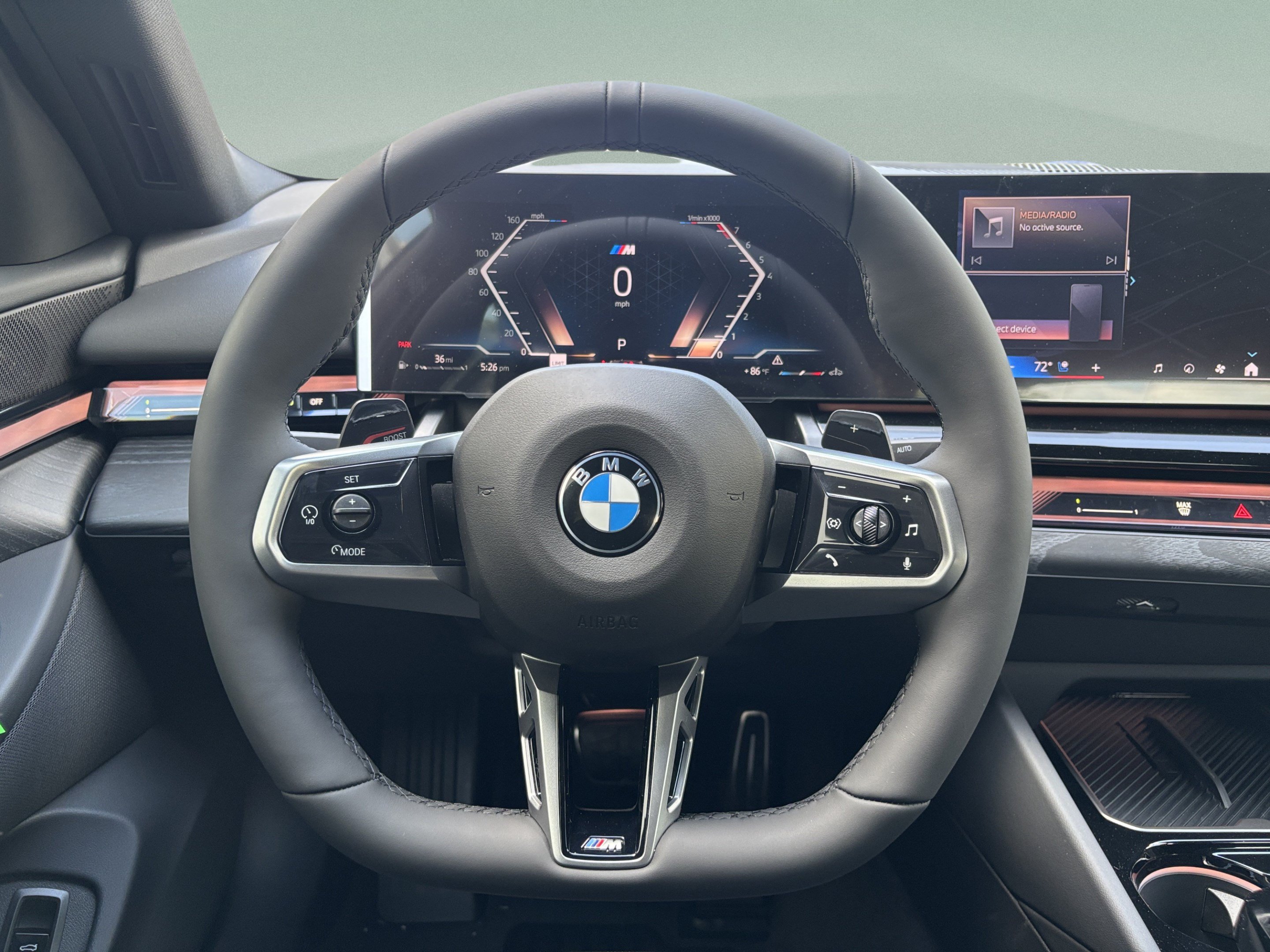 Used 2027 BMW 530i w/ M Sport Package RWD image 8