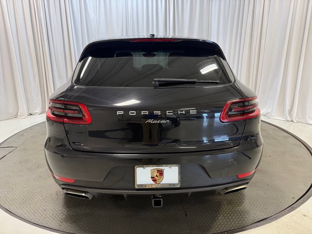 Certified 2017 Porsche Macan AWD/4WD image 23