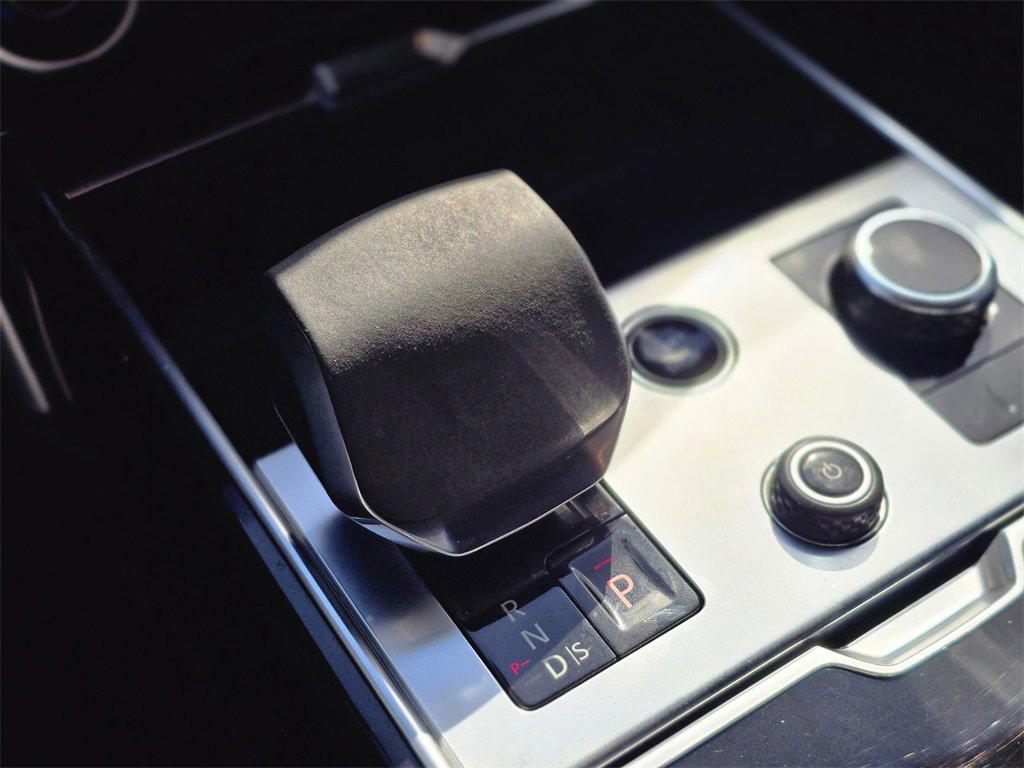 Used 2023 Land Rover Range Rover SE image 35