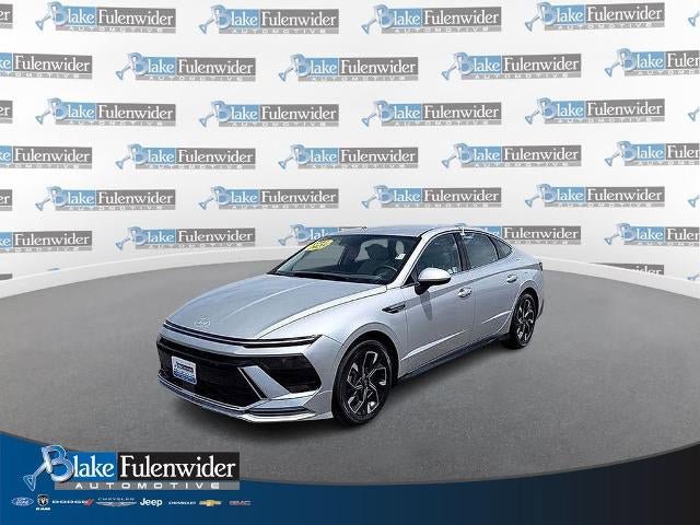 Used 2025 Hyundai Sonata SEL FWD image 1
