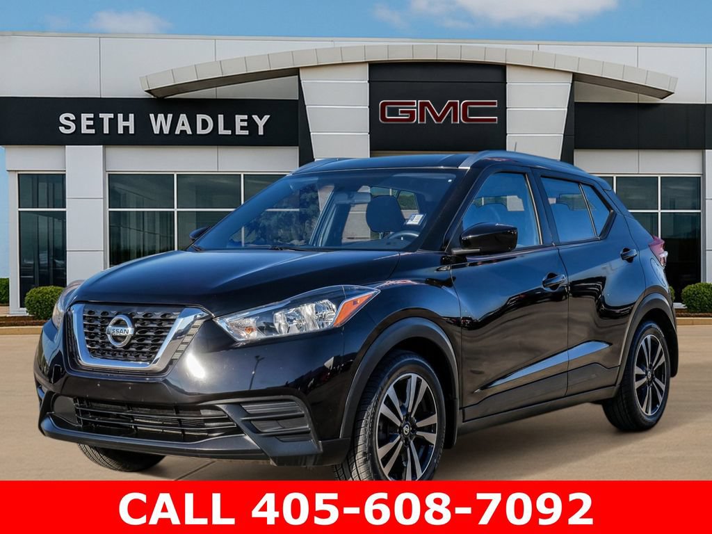 Used 2019 Nissan Kicks SV FWD image 3