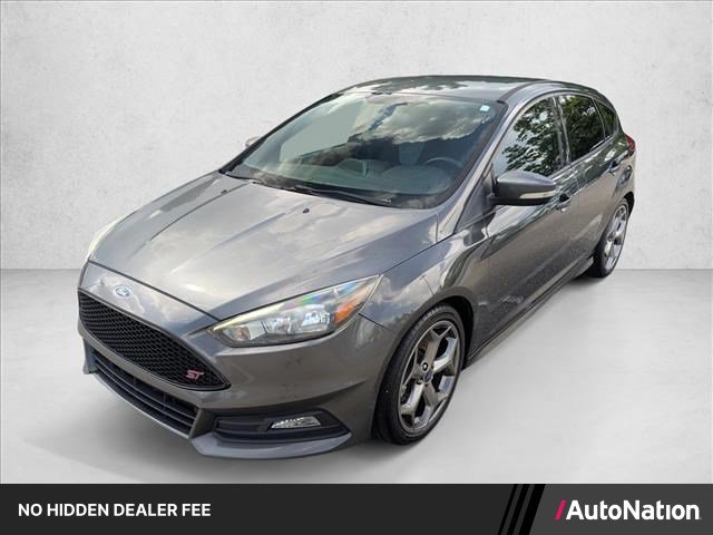 Used 2018 Ford Focus ST FWD image 1