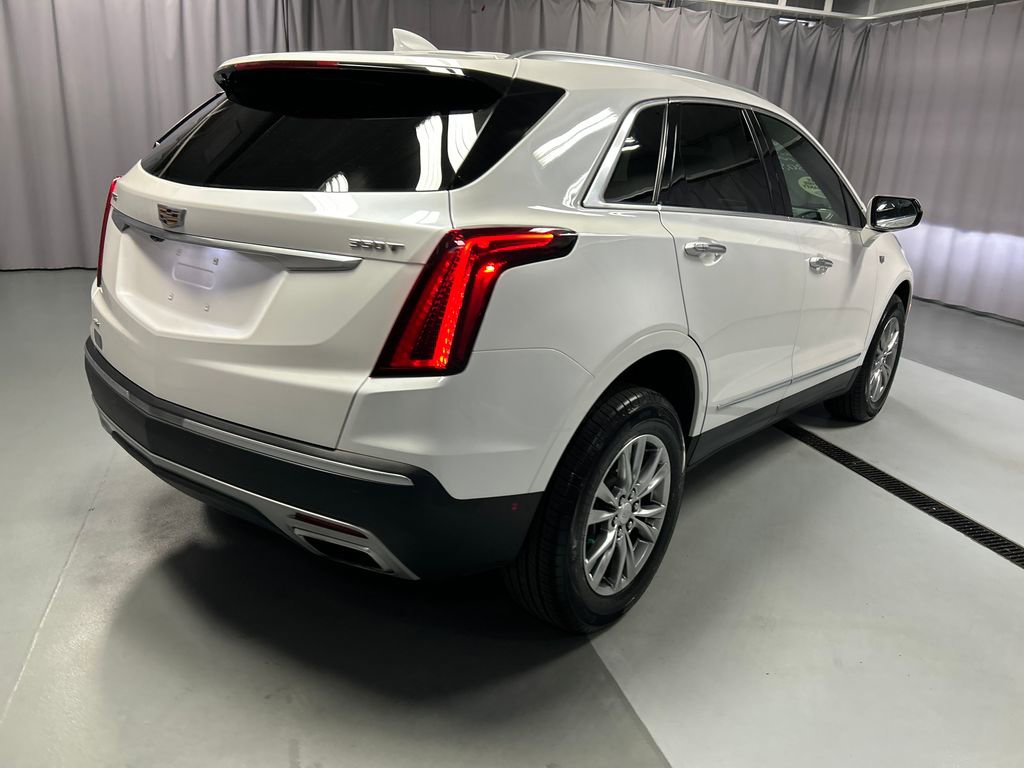 Used 2022 Cadillac XT5 Premium Luxury w/ LPO, Floor Liner Package image 7