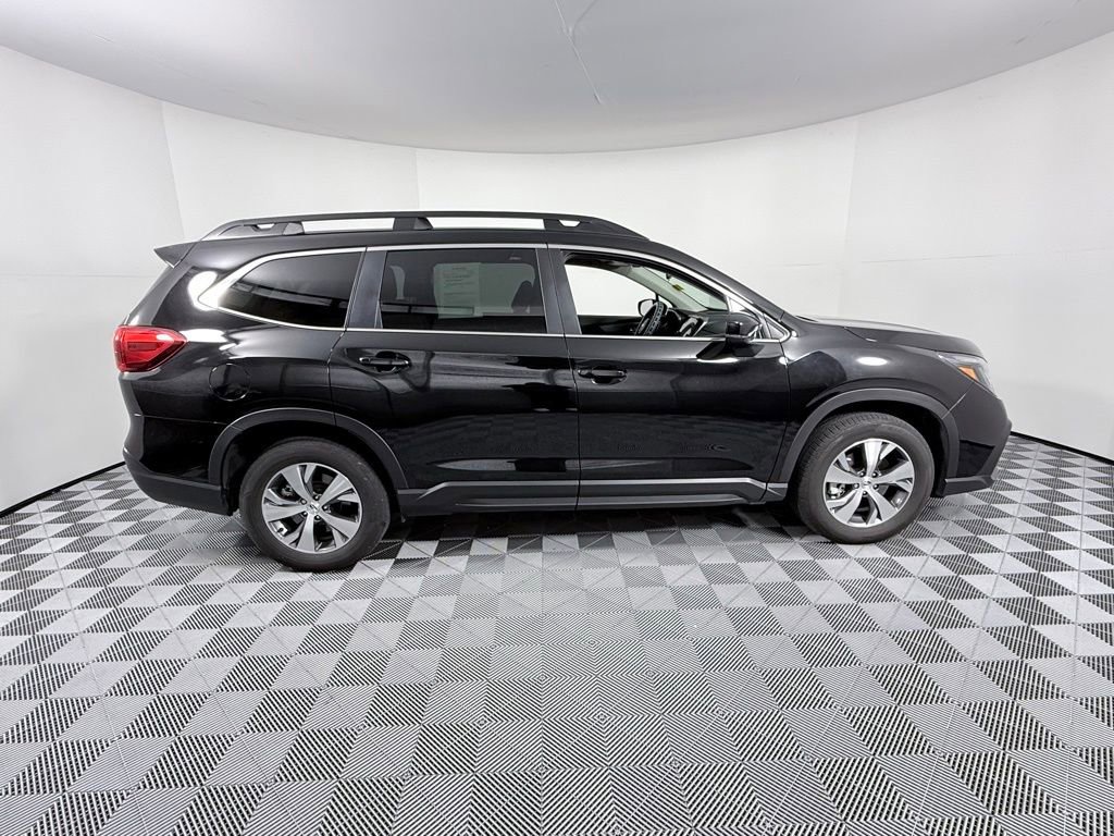 Used 2024 Subaru Ascent Premium image 8