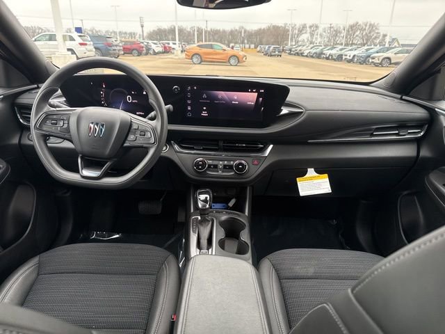 Used 2025 Buick Envista Preferred image 42