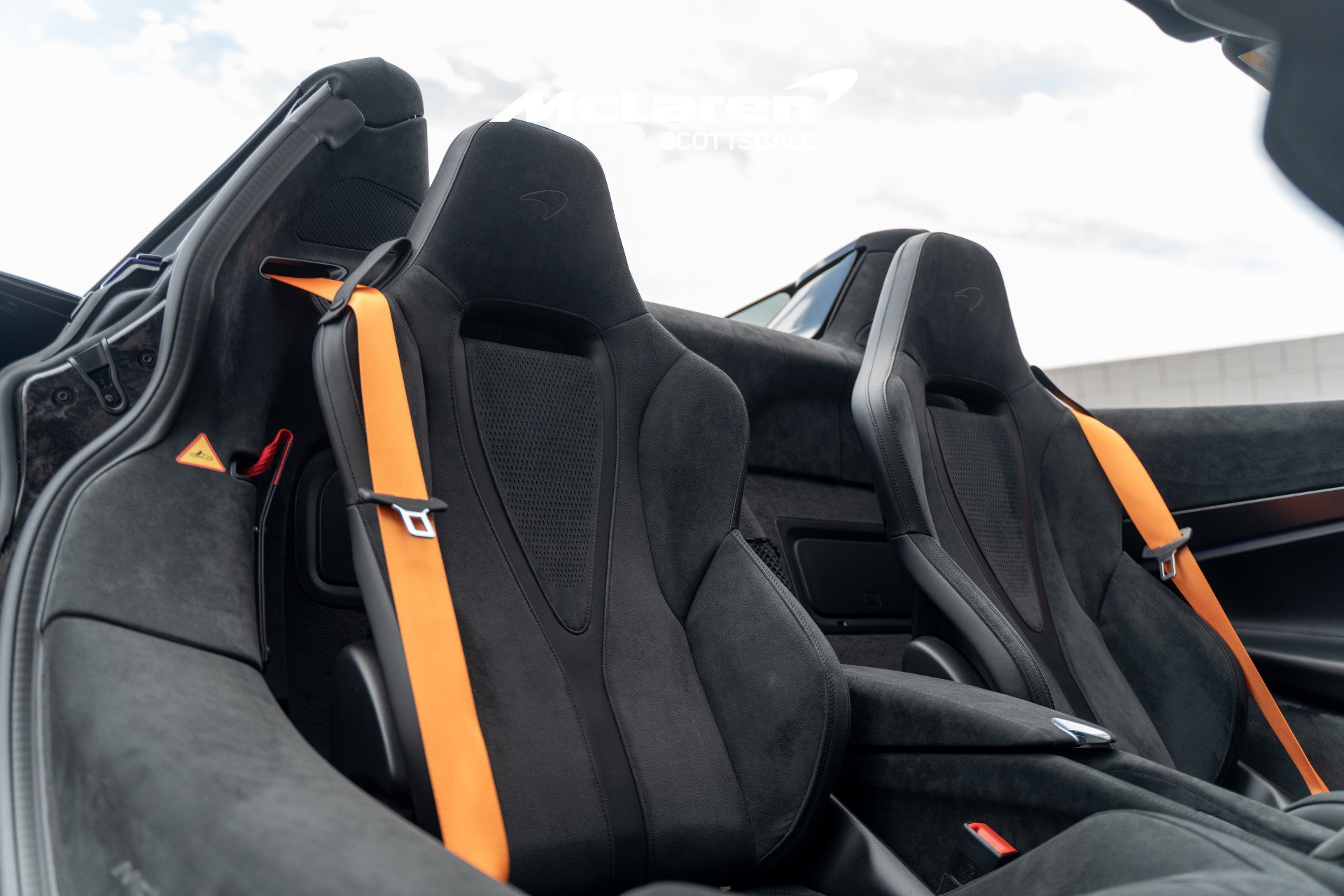 Used 2026 McLaren 750S Spider RWD image 12