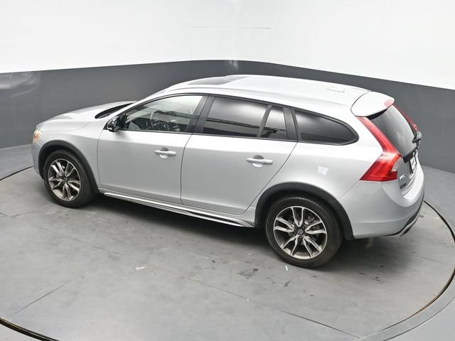 Used 2017 Volvo V60 T5 Cross Country w/ Convenience Package AWD/4WD image 26