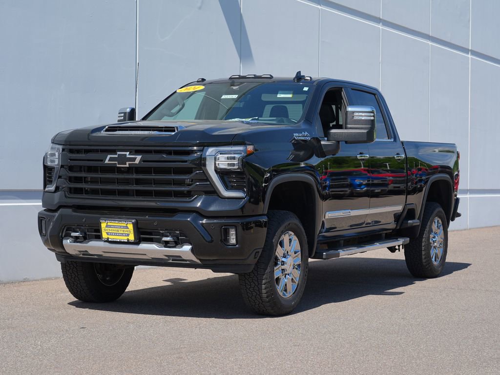 Used 2024 Chevrolet Silverado 3500 High Country w/ High Country Premium Package AWD/4WD image 7