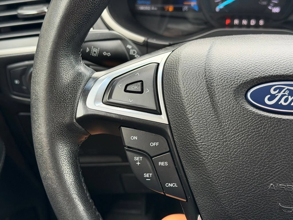 Used 2020 Ford Edge SEL FWD image 20