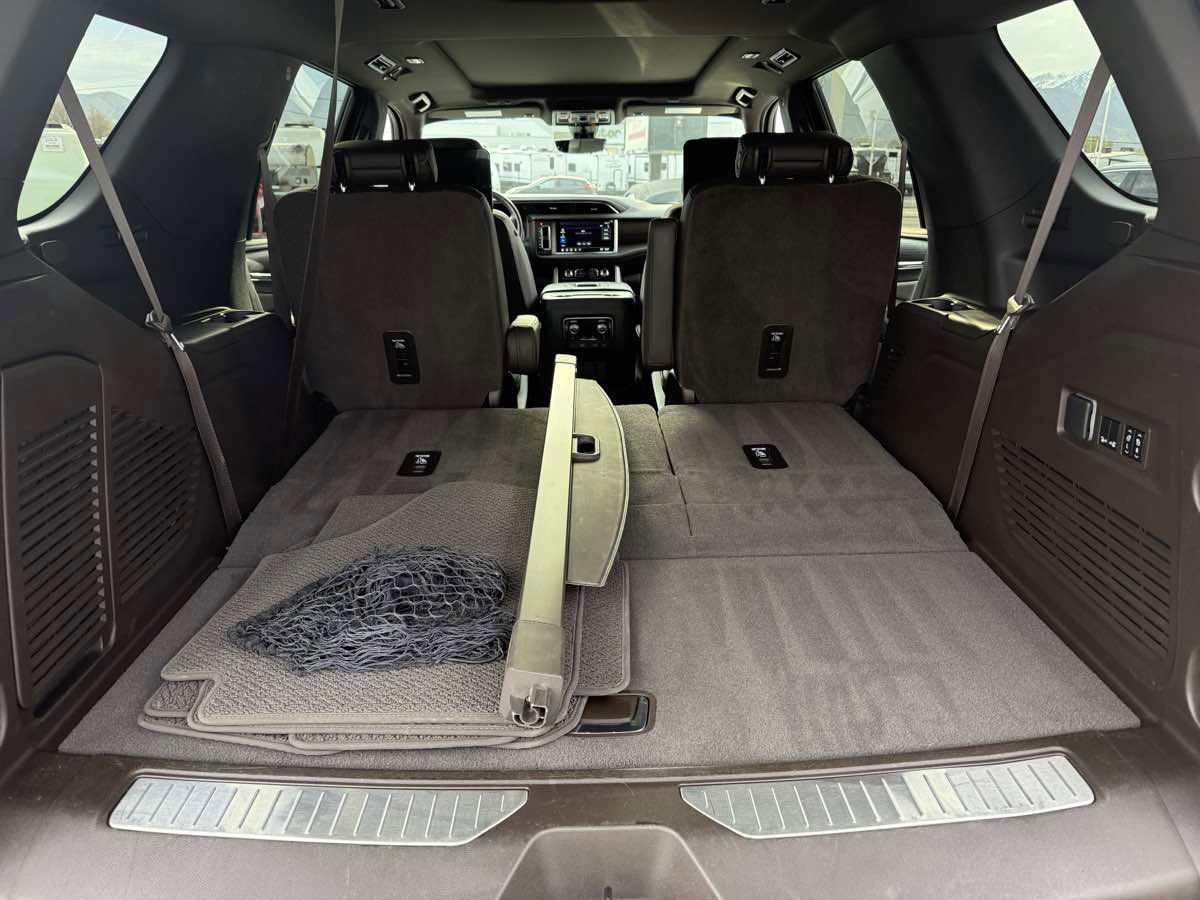 Used 2021 GMC Yukon Denali w/ Denali Ultimate Package image 20