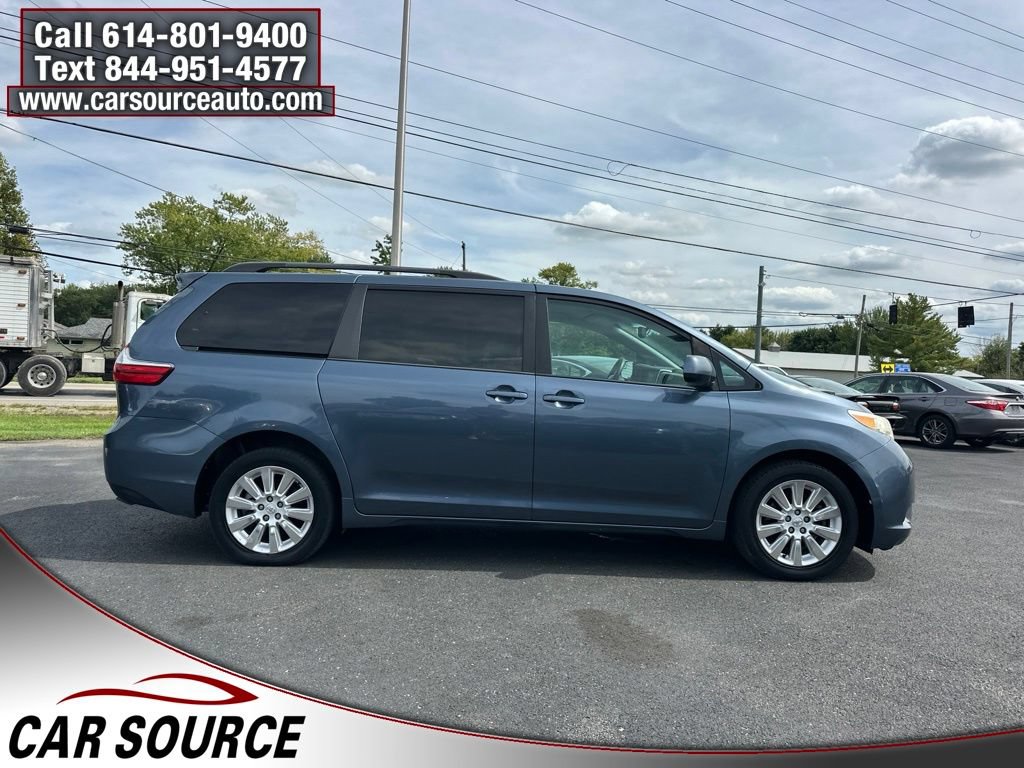 Used 2015 Toyota Sienna LE AWD/4WD image 8