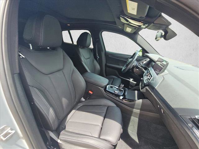 Used 2024 BMW X4 xDrive30i w/ Premium Package AWD/4WD image 19