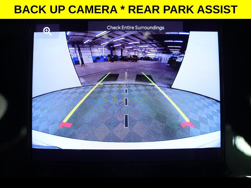 Used 2025 Jeep Grand Cherokee Laredo X w/ Luxury Tech Group I image 11