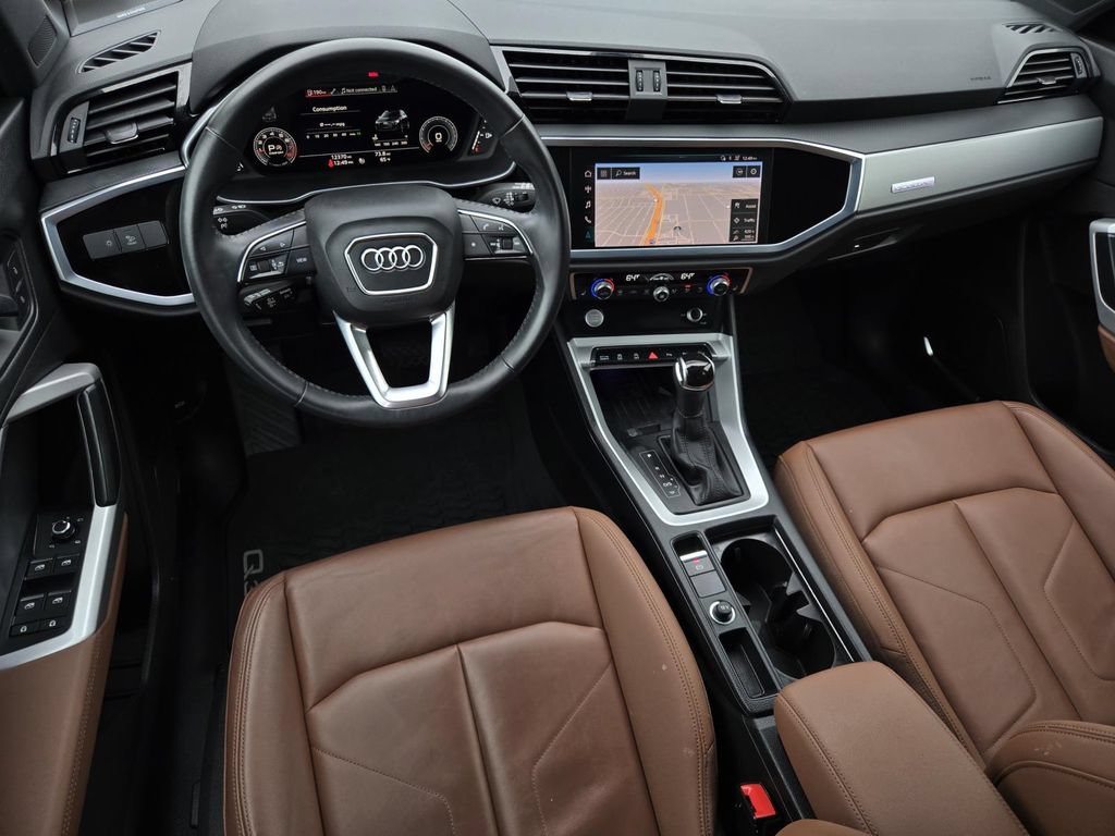 Used 2020 Audi Q3 2.0T Prestige AWD/4WD image 18