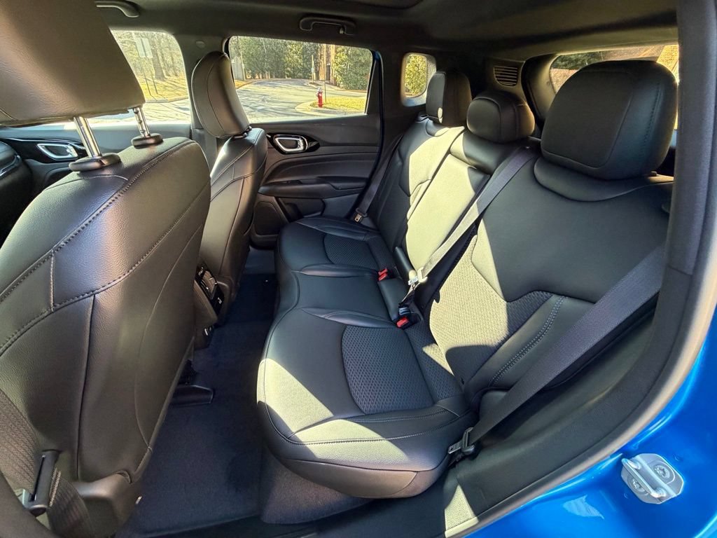 New 2026 Jeep Compass Latitude w/ Sun and Sound Group AWD/4WD image 12