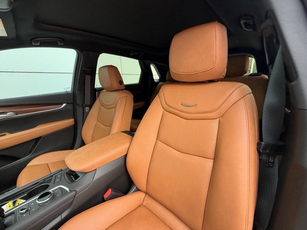 New 2026 Cadillac XT5 Premium Luxury w/ LPO, Floor Liner Package FWD image 14