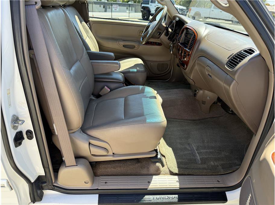 Used 2001 Toyota Tundra Limited AWD/4WD image 17