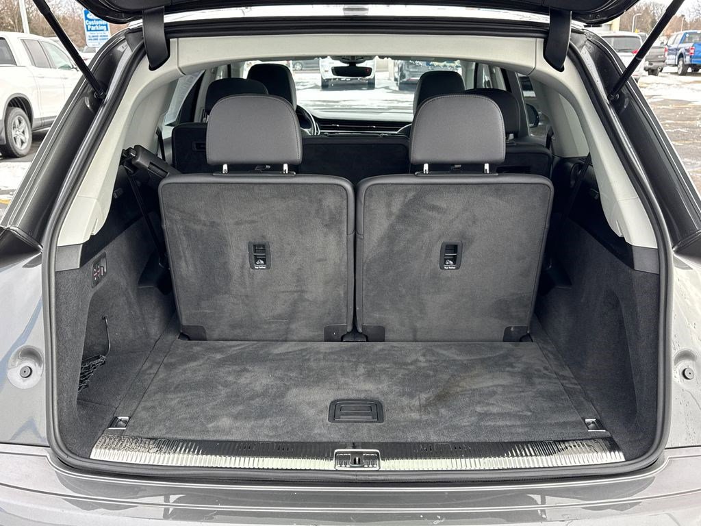 Used 2023 Audi Q7 2.0T Premium image 16