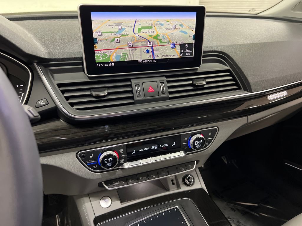 Used 2019 Audi Q5 Prestige AWD/4WD image 19