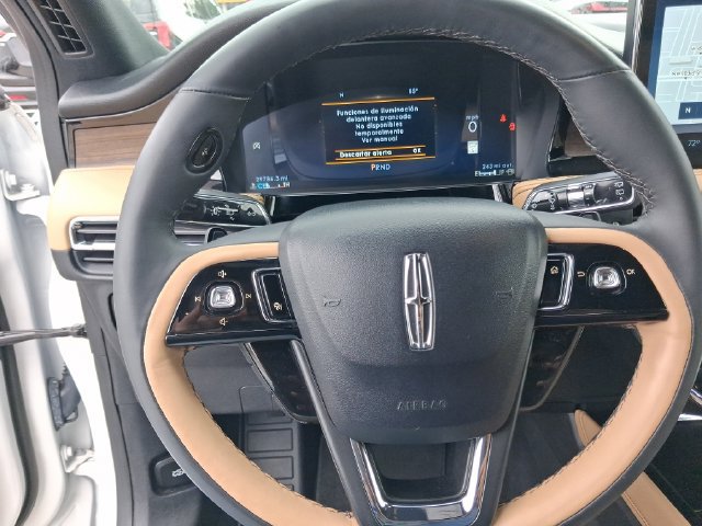 Used 2023 Lincoln Corsair Reserve FWD image 15