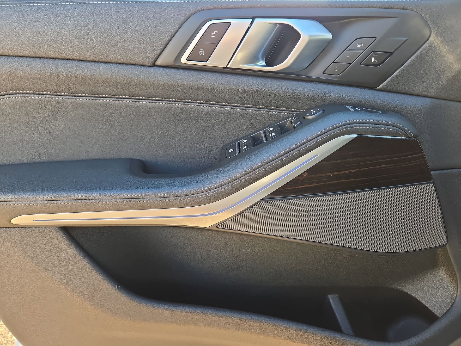 Used 2024 BMW X5 xDrive40i image 15