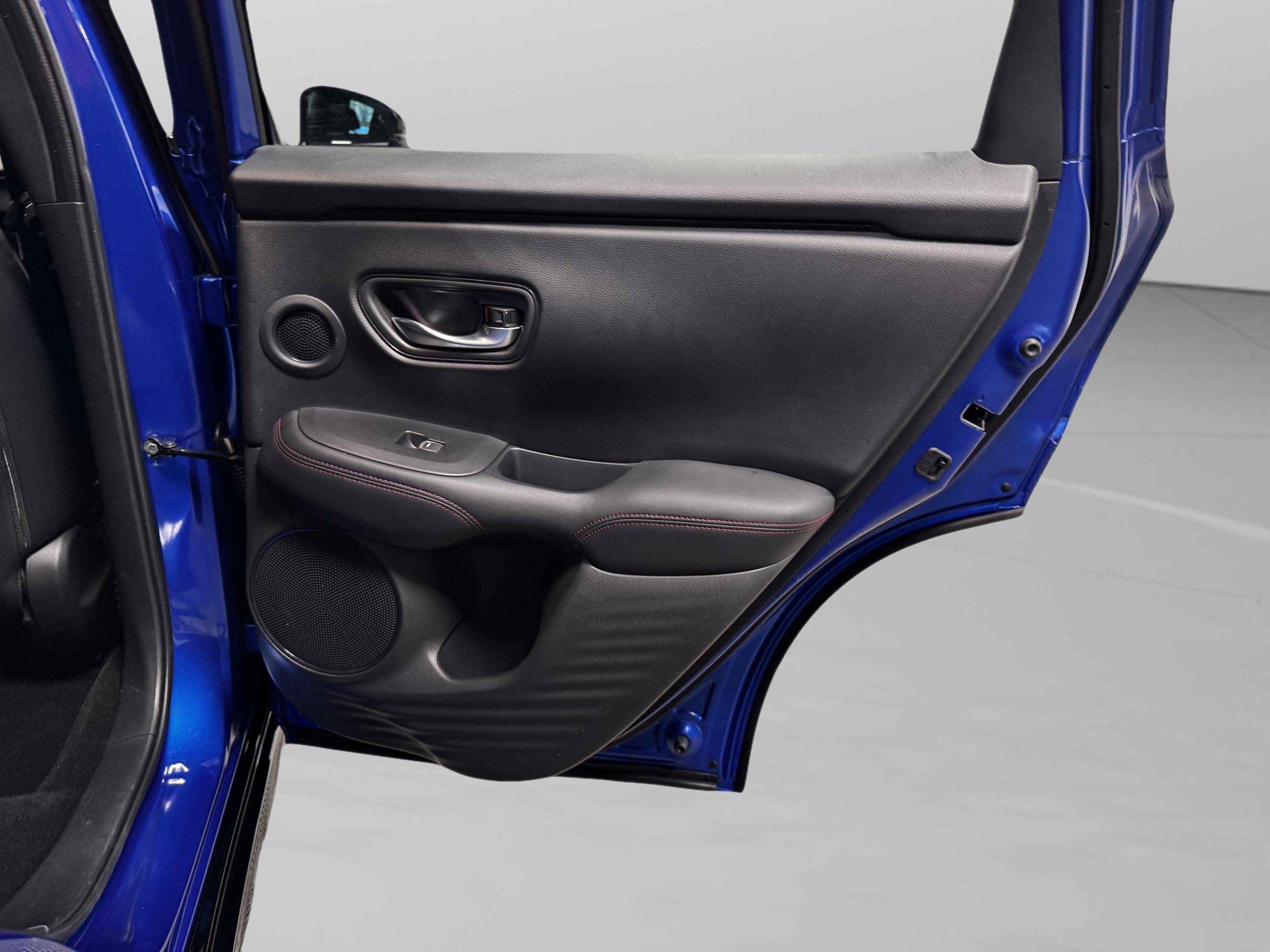 Certified 2025 Acura ADX A-Spec image 15