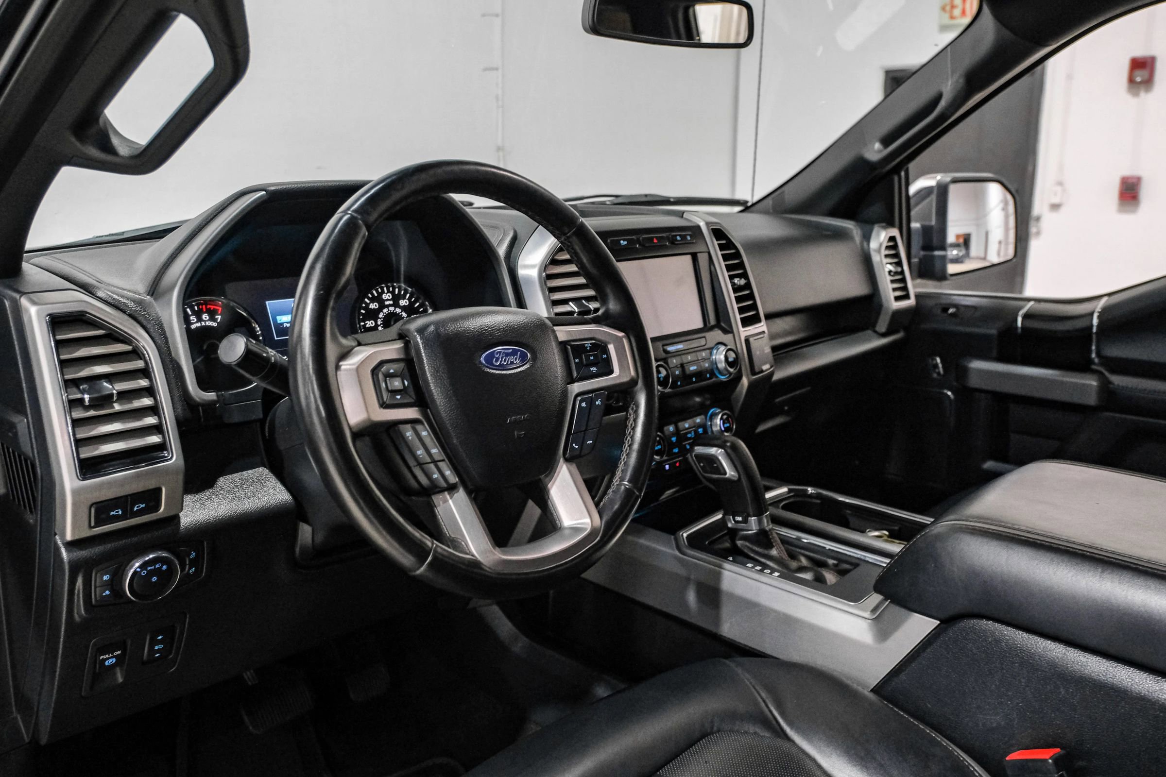 Used 2020 Ford F150 Platinum image 18