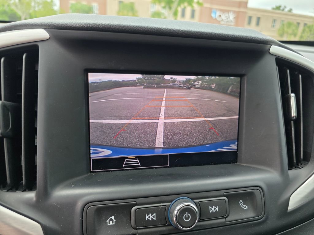 Used 2023 GMC Terrain SLE w/ Driver Convenience Package image 20