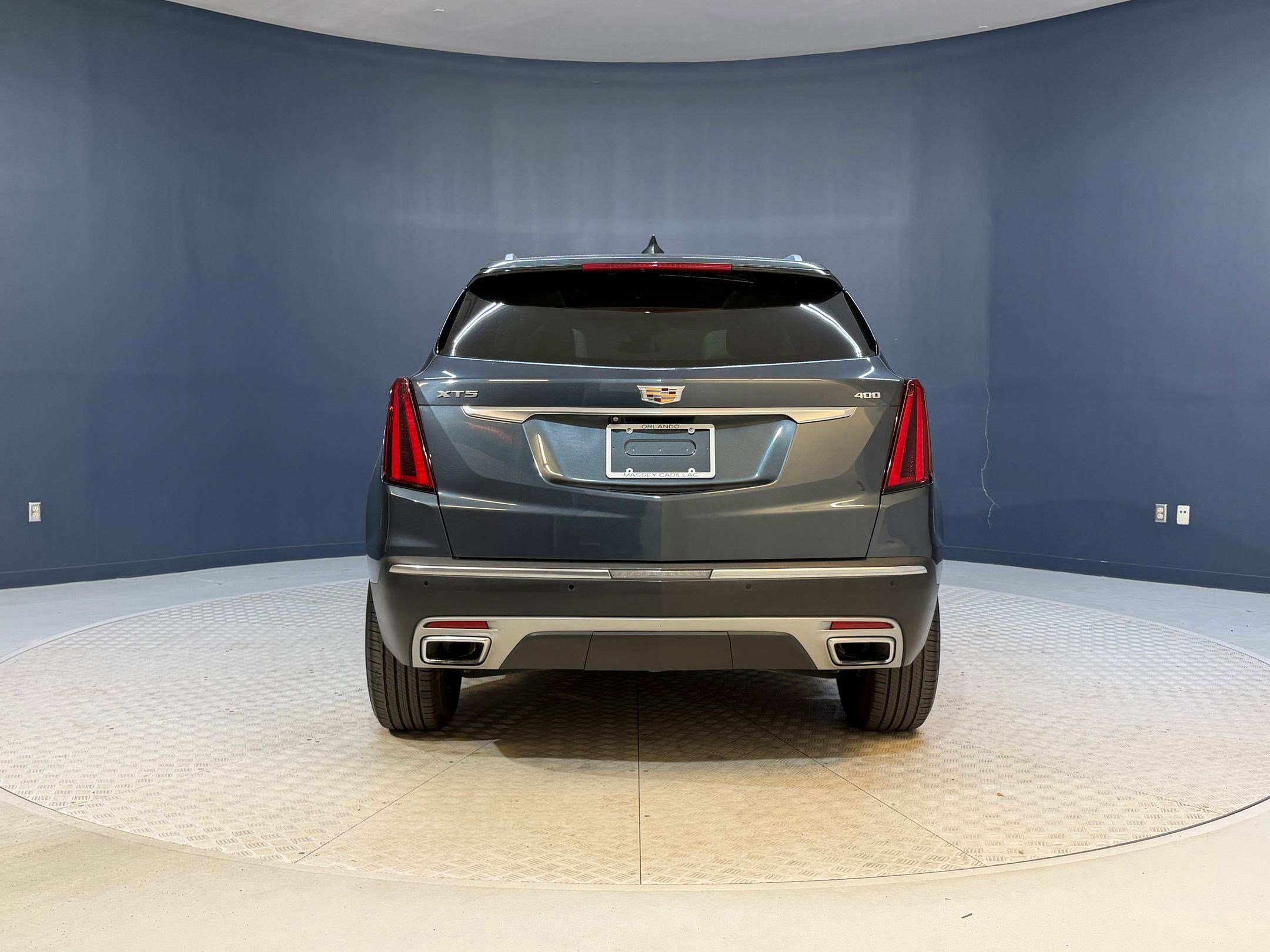Used 2020 Cadillac XT5 Premium Luxury FWD image 10