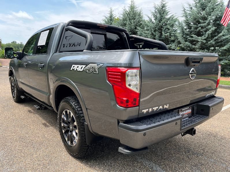 Used 2018 Nissan Titan PRO-4X w/ Pro-4x Convenience Package AWD/4WD image 35