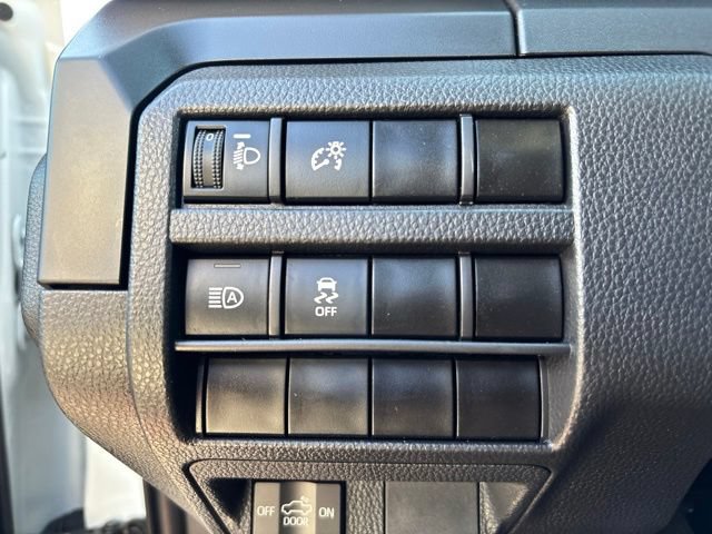 Used 2025 Toyota Tacoma SR RWD image 16