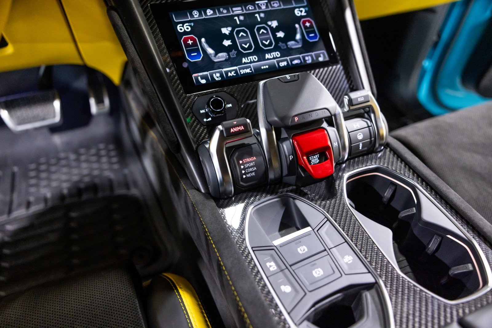 Used 2024 Lamborghini Urus S AWD/4WD image 46
