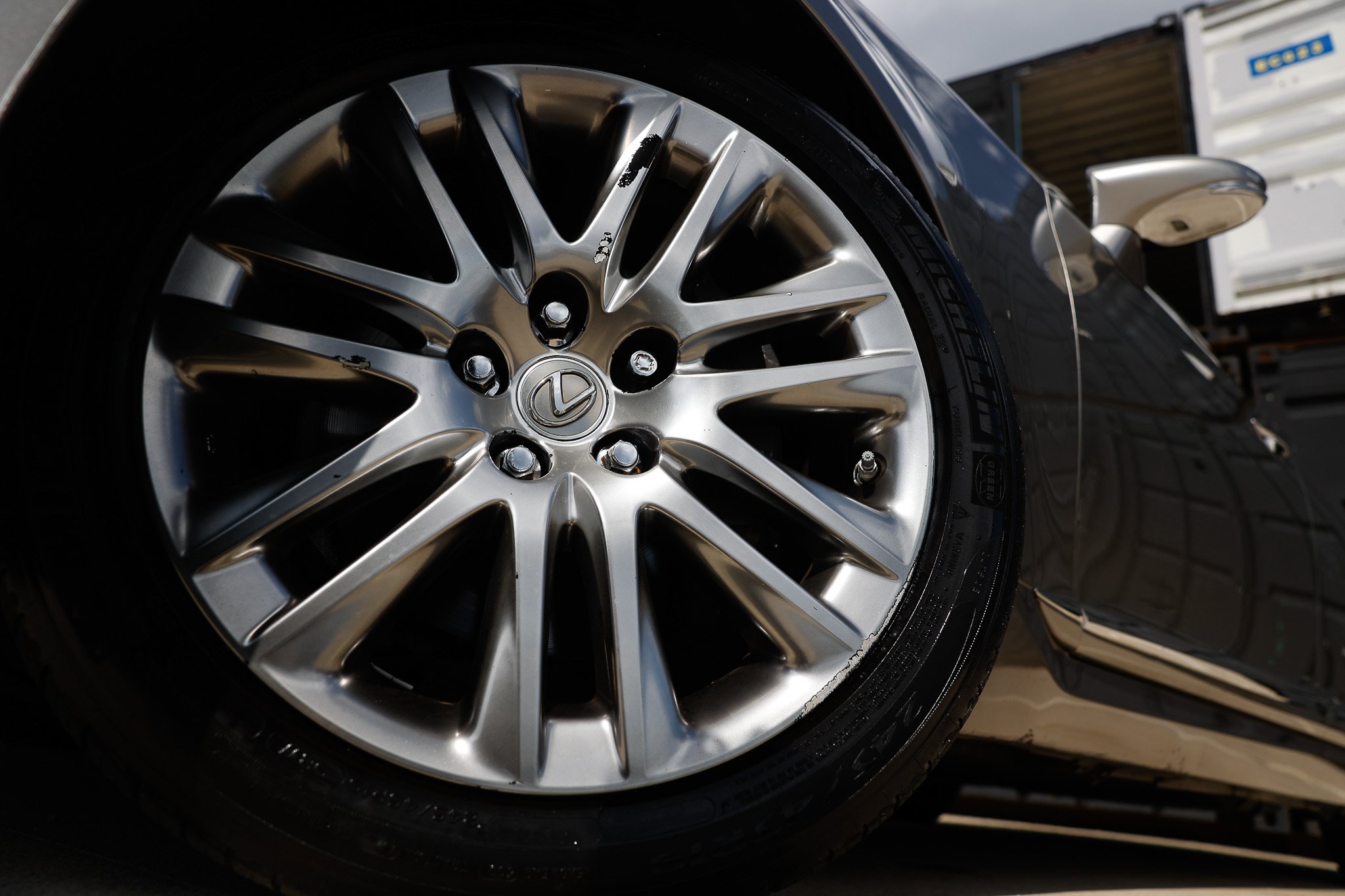 Used 2016 Lexus LS 460 w/ Comfort Package RWD image 48