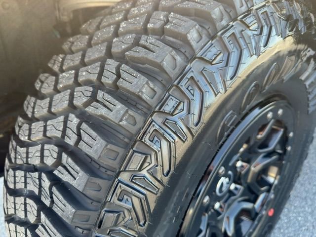 Used 2023 Ford Bronco Big Bend w/ Sasquatch Package AWD/4WD image 21