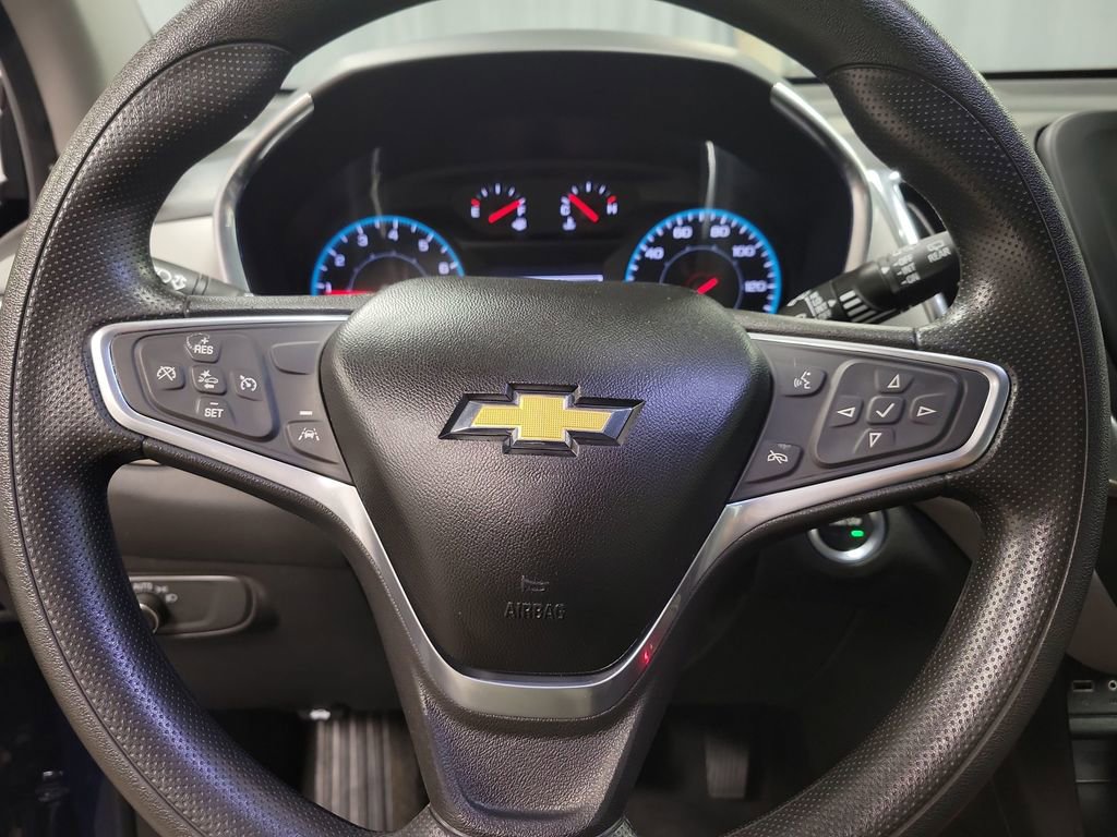 Used 2022 Chevrolet Equinox LS image 17