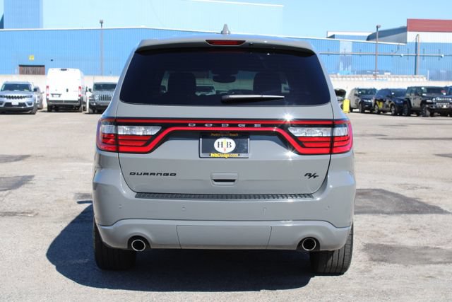 Used 2020 Dodge Durango R/T w/ Blacktop Package RWD image 4