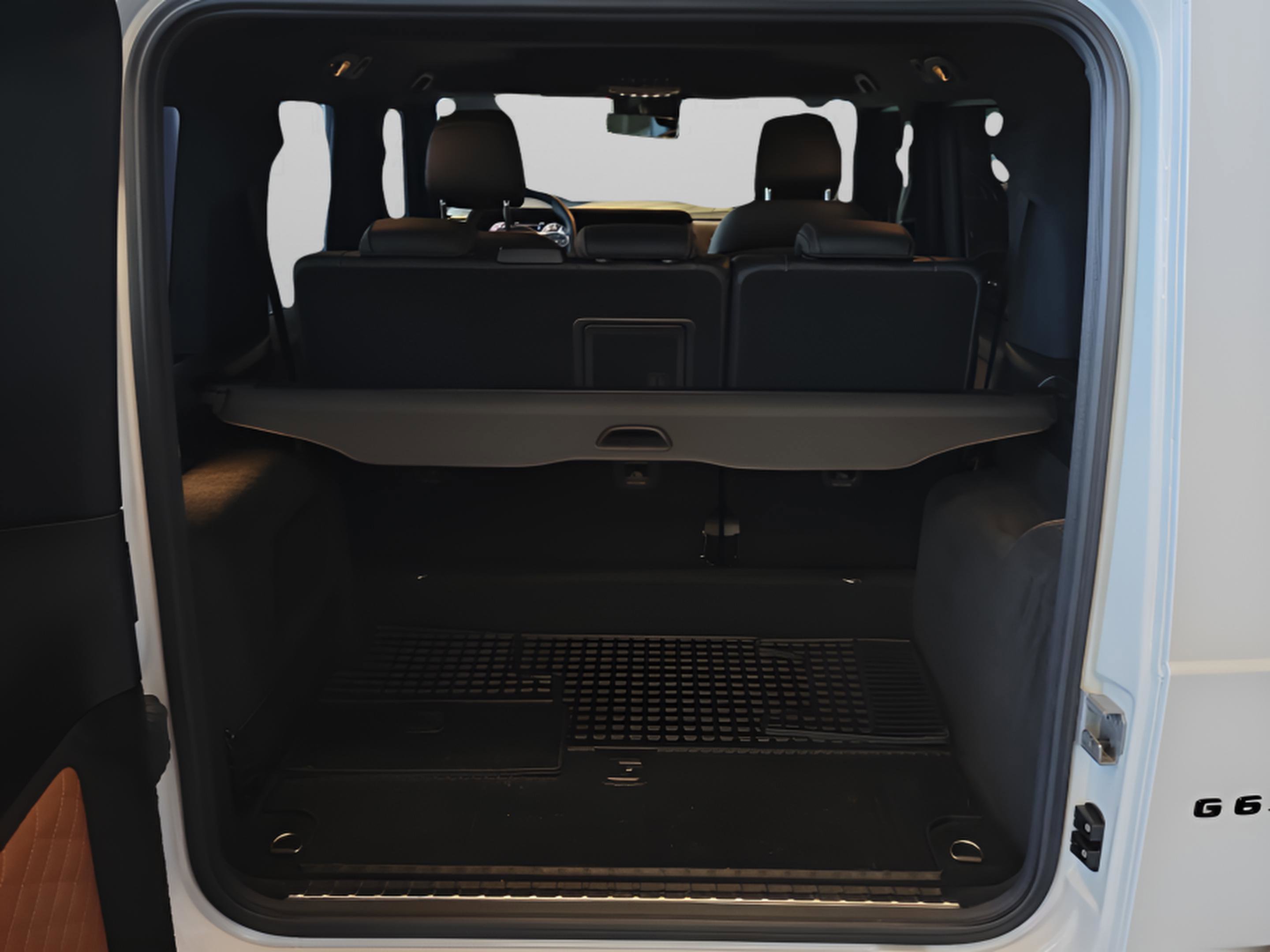 Used 2024 Mercedes-Benz G 63 AMG 4MATIC image 32