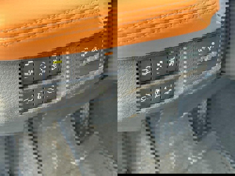 Used 2019 Toyota Avalon Limited w/ Advanced Safety Package image 16