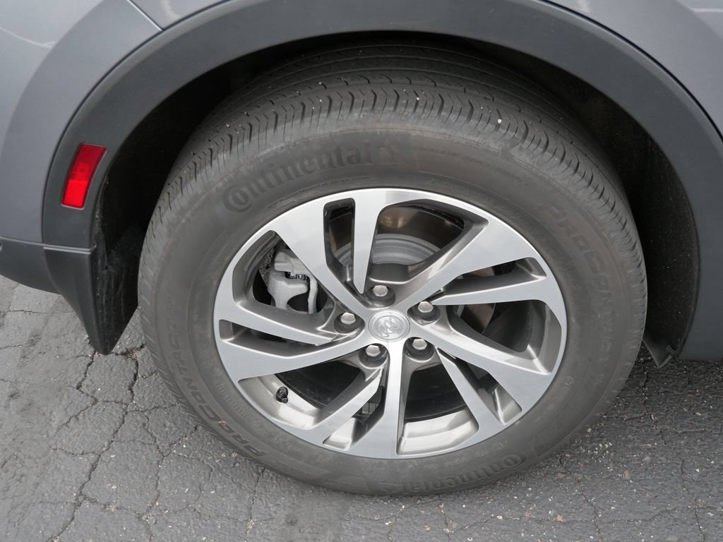 Used 2021 Buick Envision Essence w/ Technology Package I AWD/4WD image 9