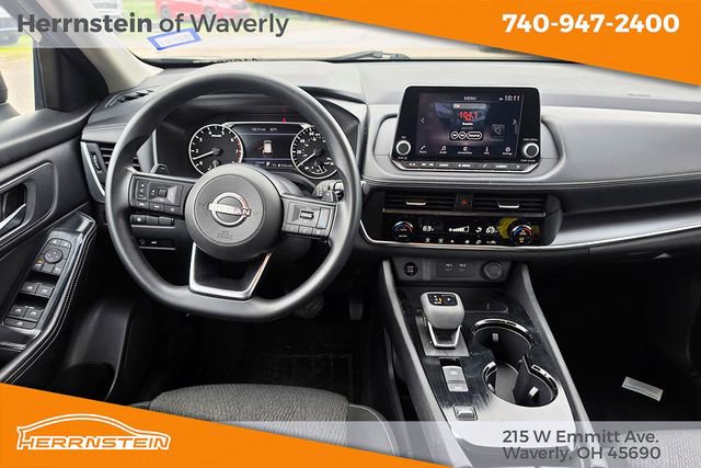 Used 2024 Nissan Rogue SV FWD image 6