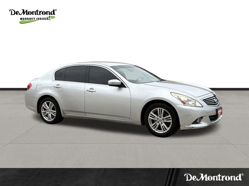 Used 2011 INFINITI G37 Journey RWD image 3