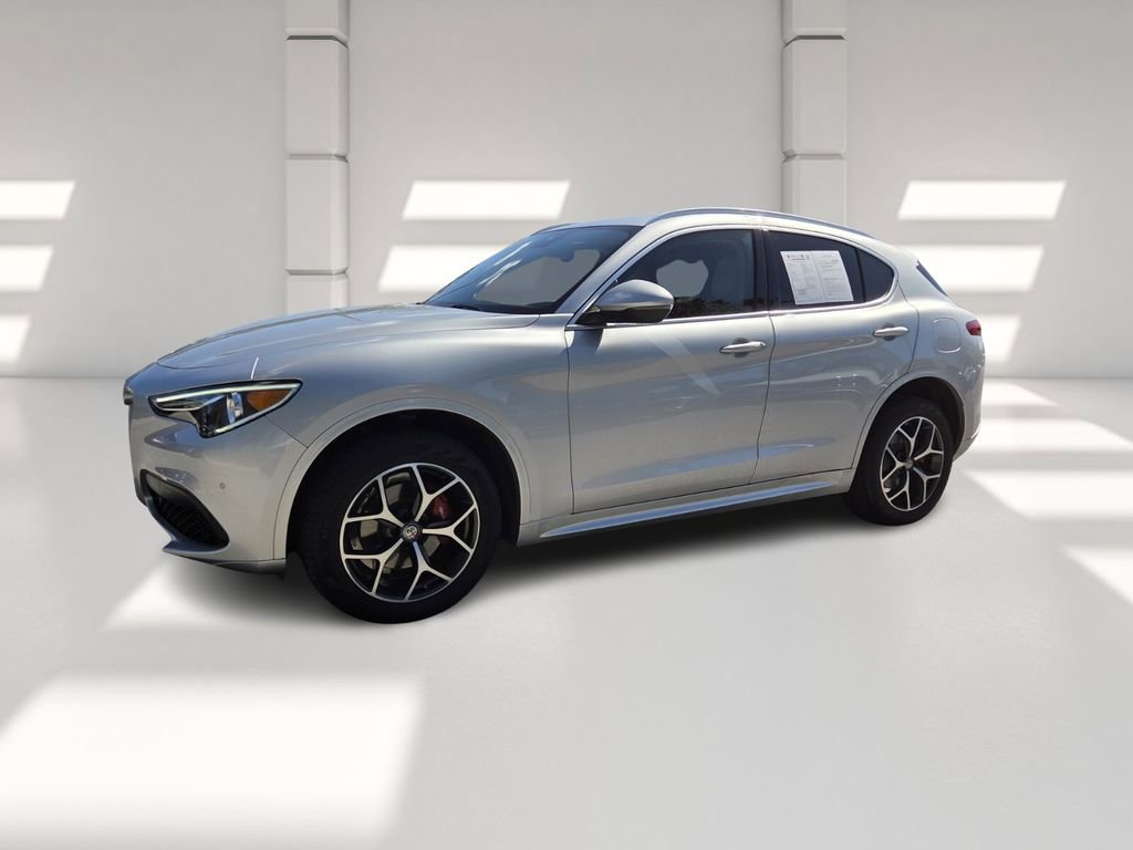 Used 2020 Alfa Romeo Stelvio Ti w/ Active Blind Spot Package image 8