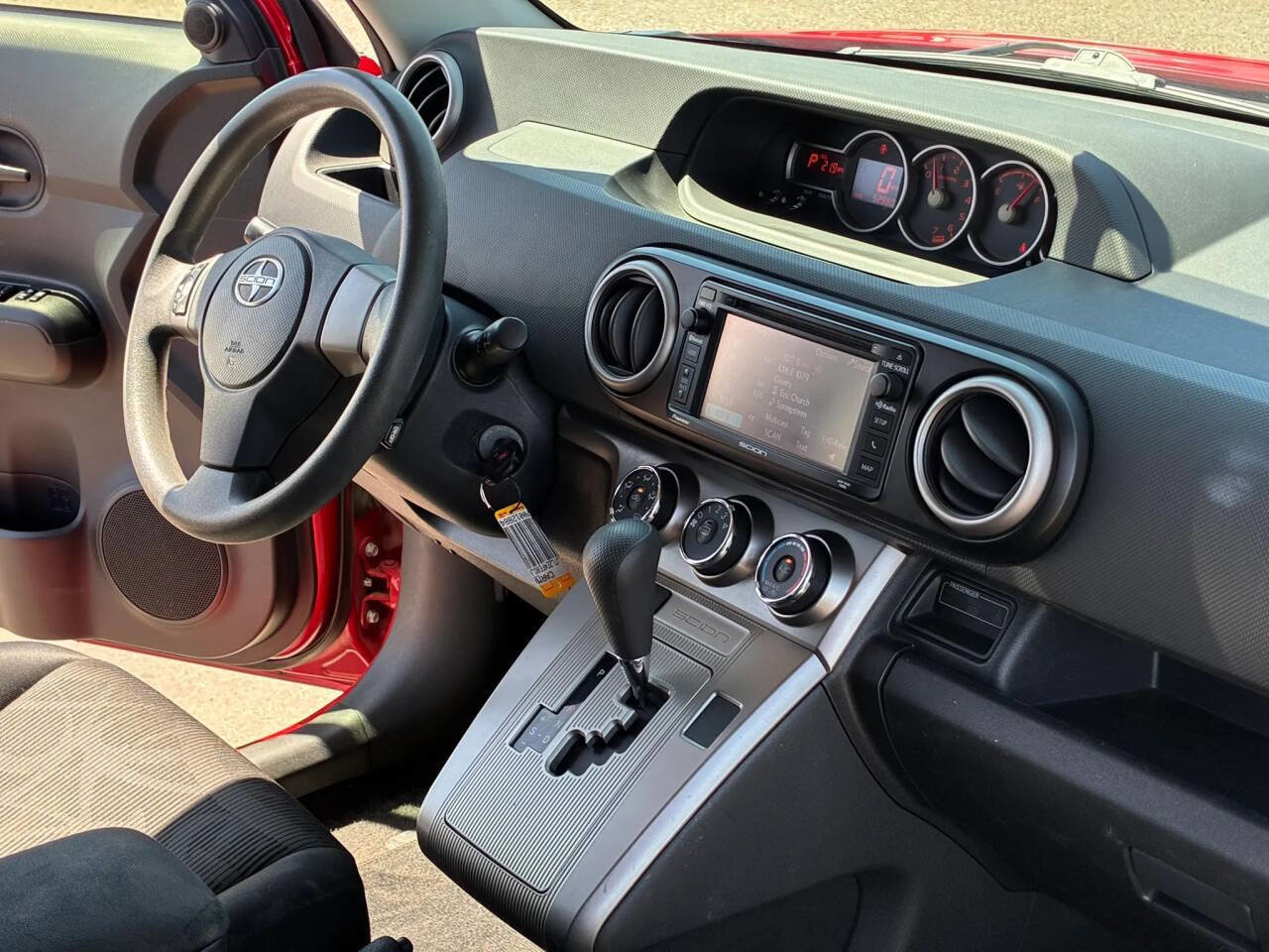Used 2013 Scion xB FWD image 26