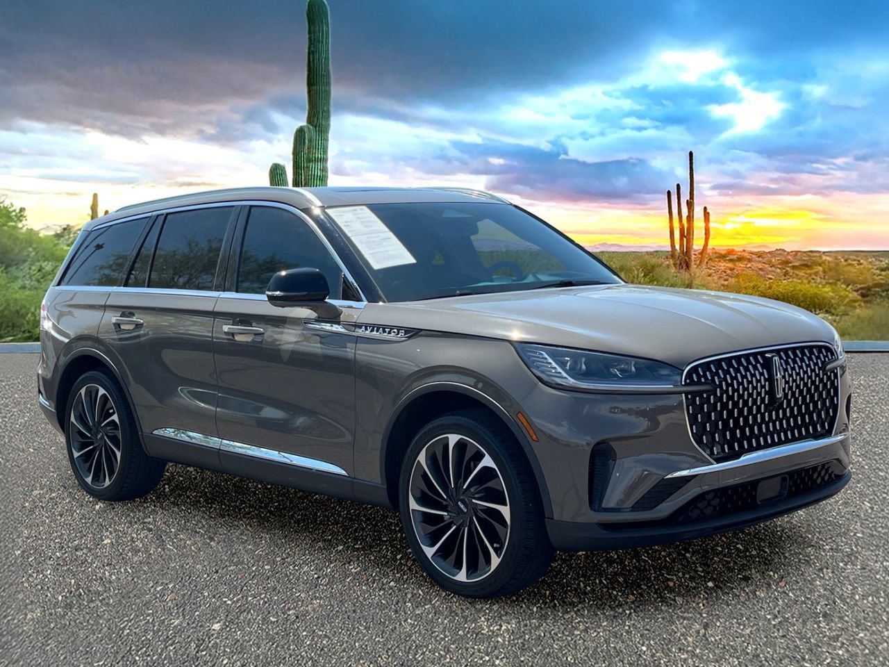 Used 2025 Lincoln Aviator Reserve w/ Equipment Group 201A AWD/4WD image 7