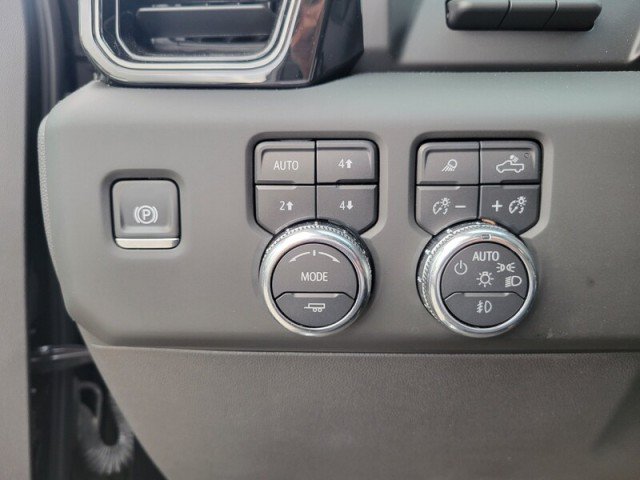 Used 2025 GMC Sierra 1500 AT4 w/ AT4 Premium Package AWD/4WD image 20